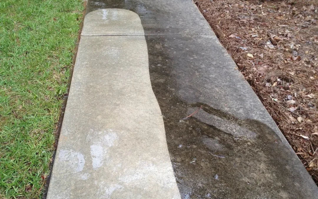 Professional Pressure Washing Services in Atlanta, GA: Why Waterworks Pressure Washing Is Your Best Choice